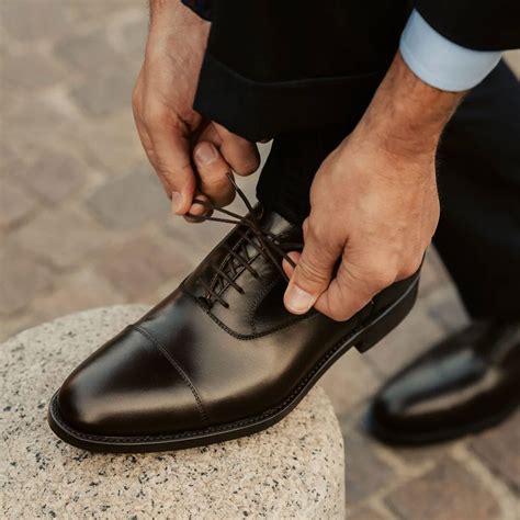 oxford dress shoes for men.